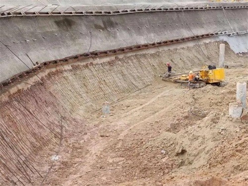 新疆基坑边坡加固